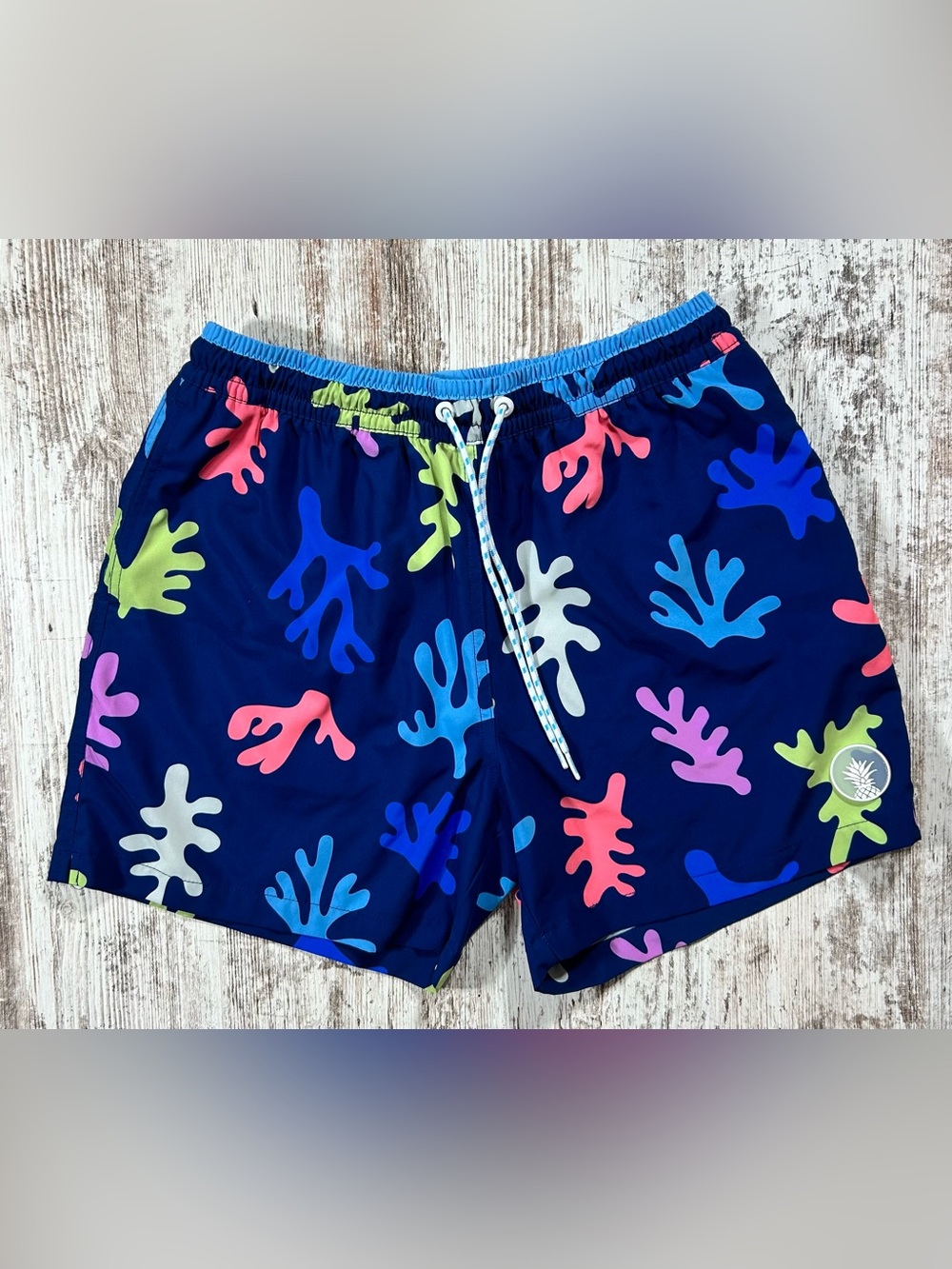 Men’s Chubbies Swim Trunk size medium Blue Cape Corals Bathing Suit Short 5.5"